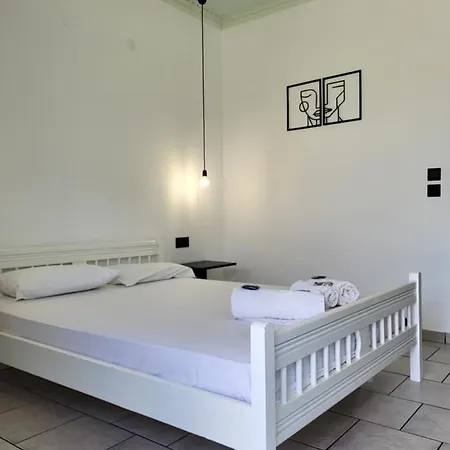 Aura Guest house *